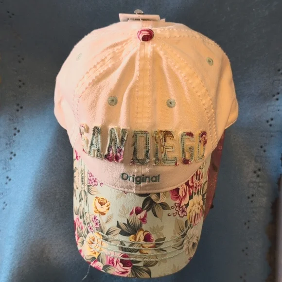 Box#7    Robin Ruth Floral San Diego Cap 🧢 - Picture 9 of 12